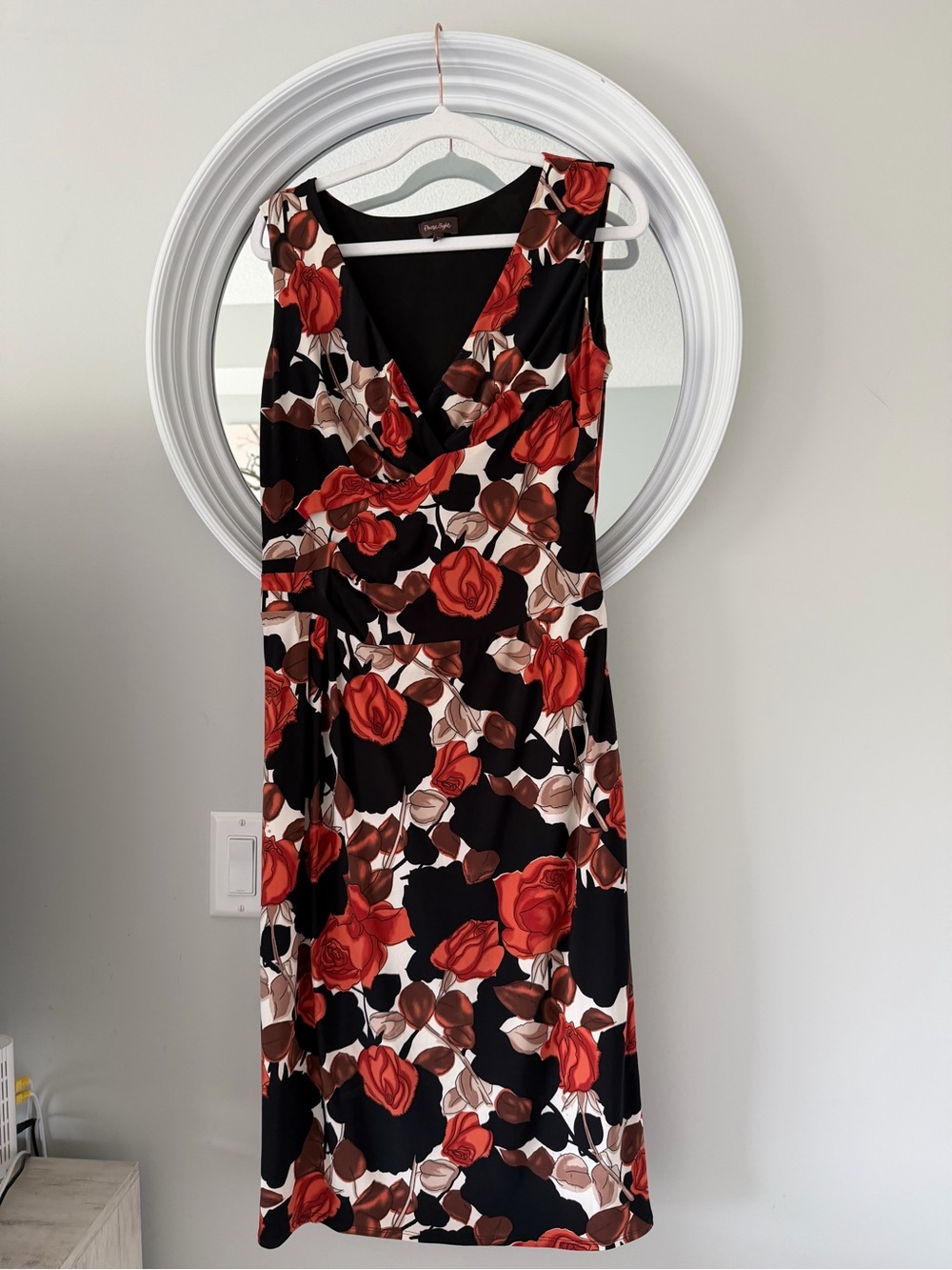 Phase Eight Floral V-Neck Midi Dress in Red and Black - Women
